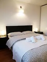 Bespoke Apartments - Navigli Милан
